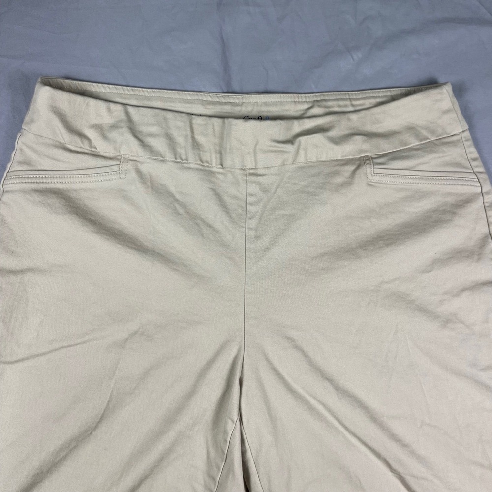 Croft & Barrow Effortless Stretch Bermuda Shorts Womens 18W Khaki Tan Pull On - Picture 3 of 14